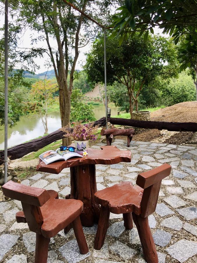 Nan Waterside Hong Bon Nern Bed and Breakfast Exteriör bild