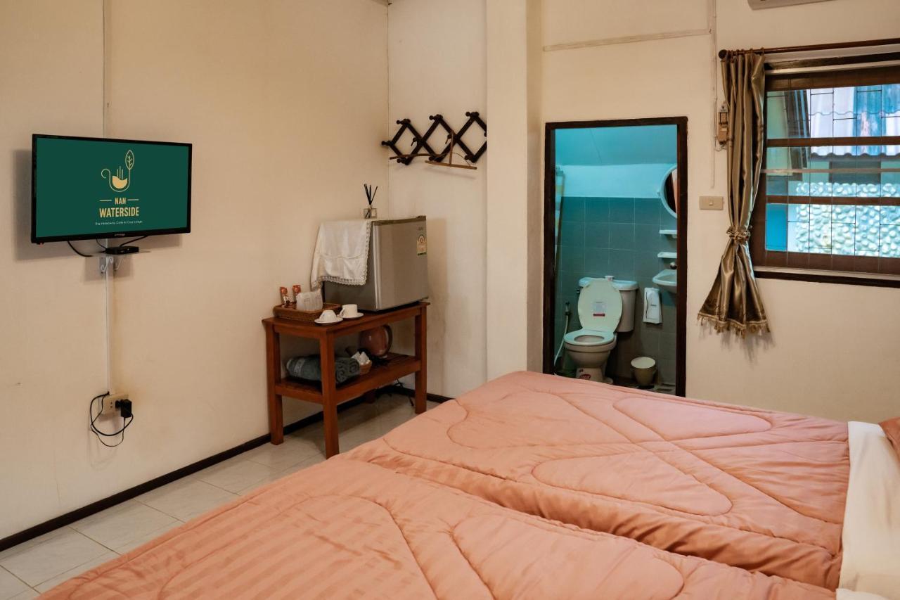 Nan Waterside Hong Bon Nern Bed and Breakfast Exteriör bild